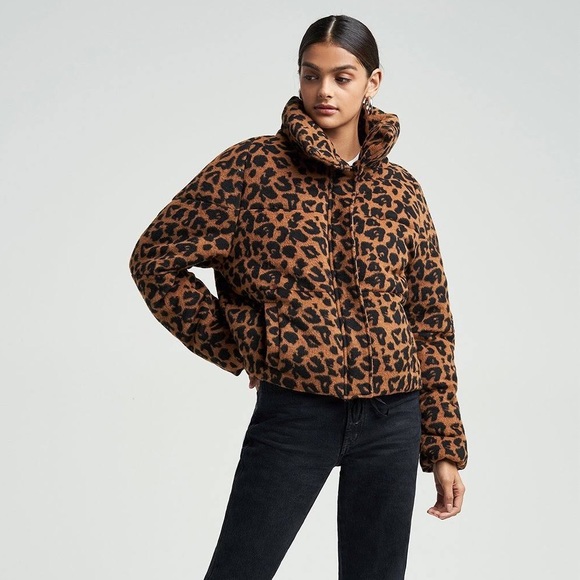apparis leopard puffer